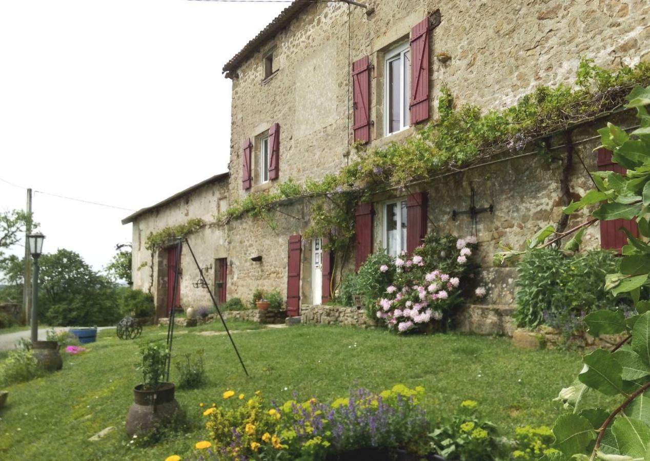 Les Forges De Planechaud Bed & Breakfast Saint-Priest-le-Betoux Bagian luar foto